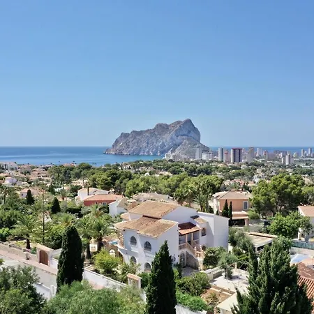 Graham - Les Bassetes Villa *
